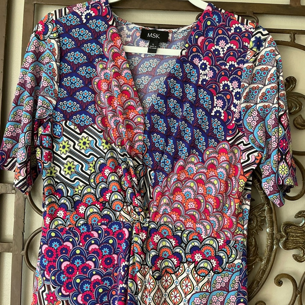 Colorful Patterned V-Neck Jersey Dress